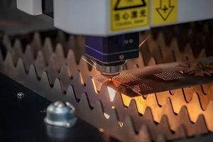 Výhody vláknových laserov pre ich budúcu priepustnosť v popredných odvetviach